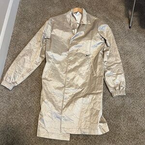 Nike Men's Metallic Silver Raincoat